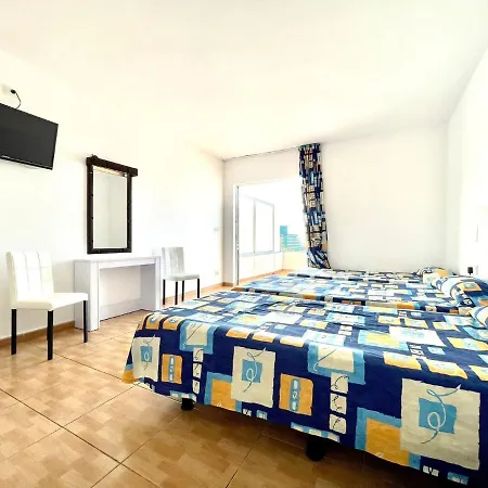 アパート Nice Studio Cs With Shared Rooftop Pool, In Puerto De La Cruz プエルト・デ・ラ・クルス