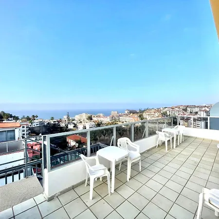 Nice Studio Cs With Shared Rooftop Pool, In Puerto De La Cruz アパート *