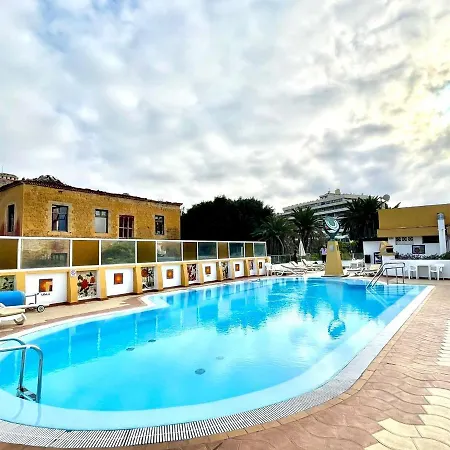 Nice Studio Cs With Shared Rooftop Pool, In Puerto De La Cruz